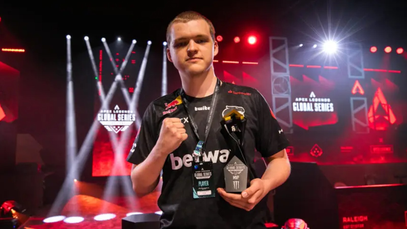 1665926969 Lo streamer di Apex Legends HisWattson promette entrate pubblicitarie su 53