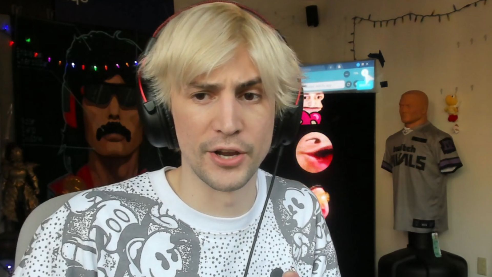 xQc difende Twitch per essere fuori dal mondo perche gli 61