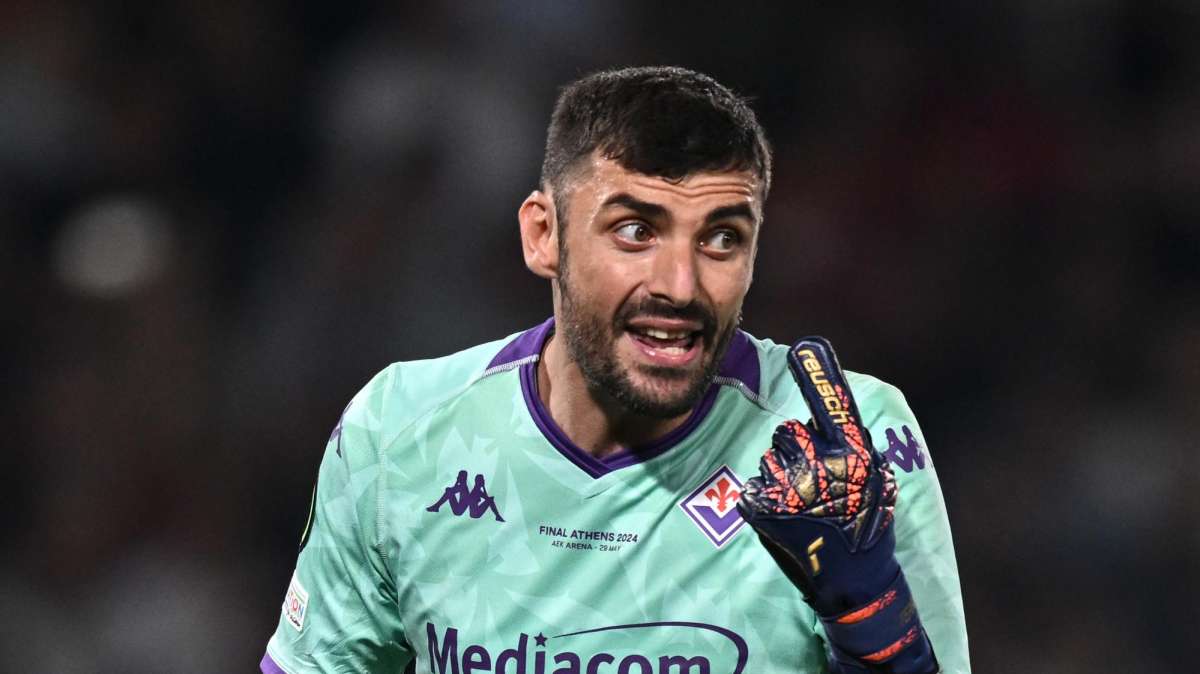 Errore da matita rossa di Terracciano: Jaja lo scippa e fa il 3-2 in Fiorentina-Pafos