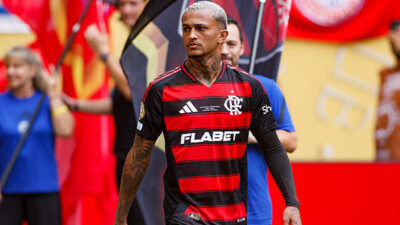 Wesley in campo contro il Santos: esclusiva Roma