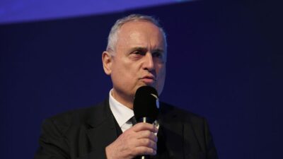 Contestazione dei tifosi della Lazio a Lotito: ecco perché