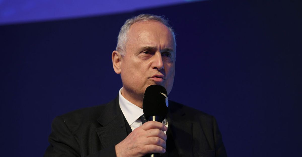 Contestazione dei tifosi della Lazio a Lotito: ecco perché